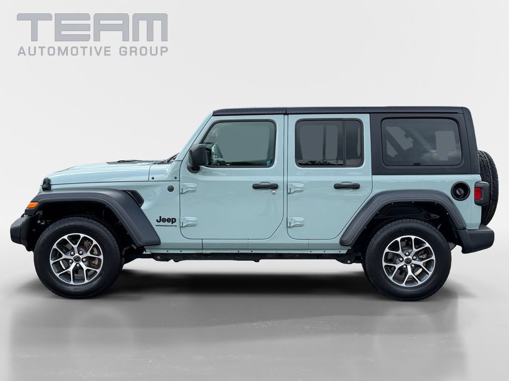 Used 2024 Jeep Wrangler Unlimited Sport AWD/4WD image 4