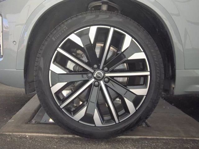 Used 2026 Volvo XC90 B6 Plus AWD/4WD image 17