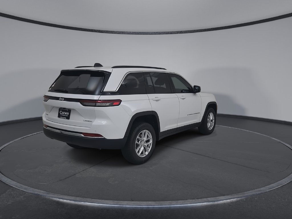 New 2026 Jeep Grand Cherokee Laredo X AWD/4WD image 14