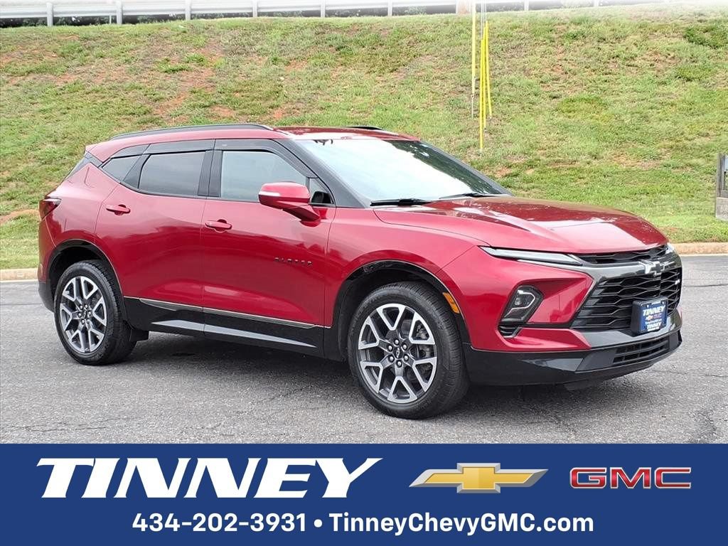 Used 2023 Chevrolet Blazer RS AWD/4WD image 1