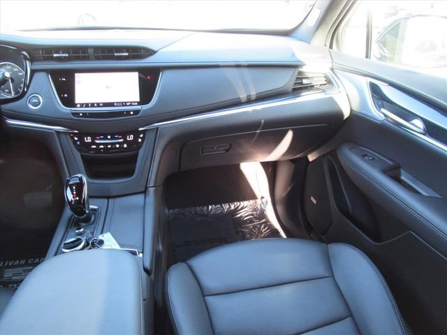 Certified 2025 Cadillac XT5 Premium Luxury image 15