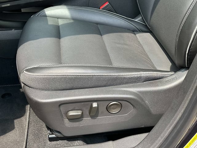 Used 2021 Buick Envision Essence FWD image 17