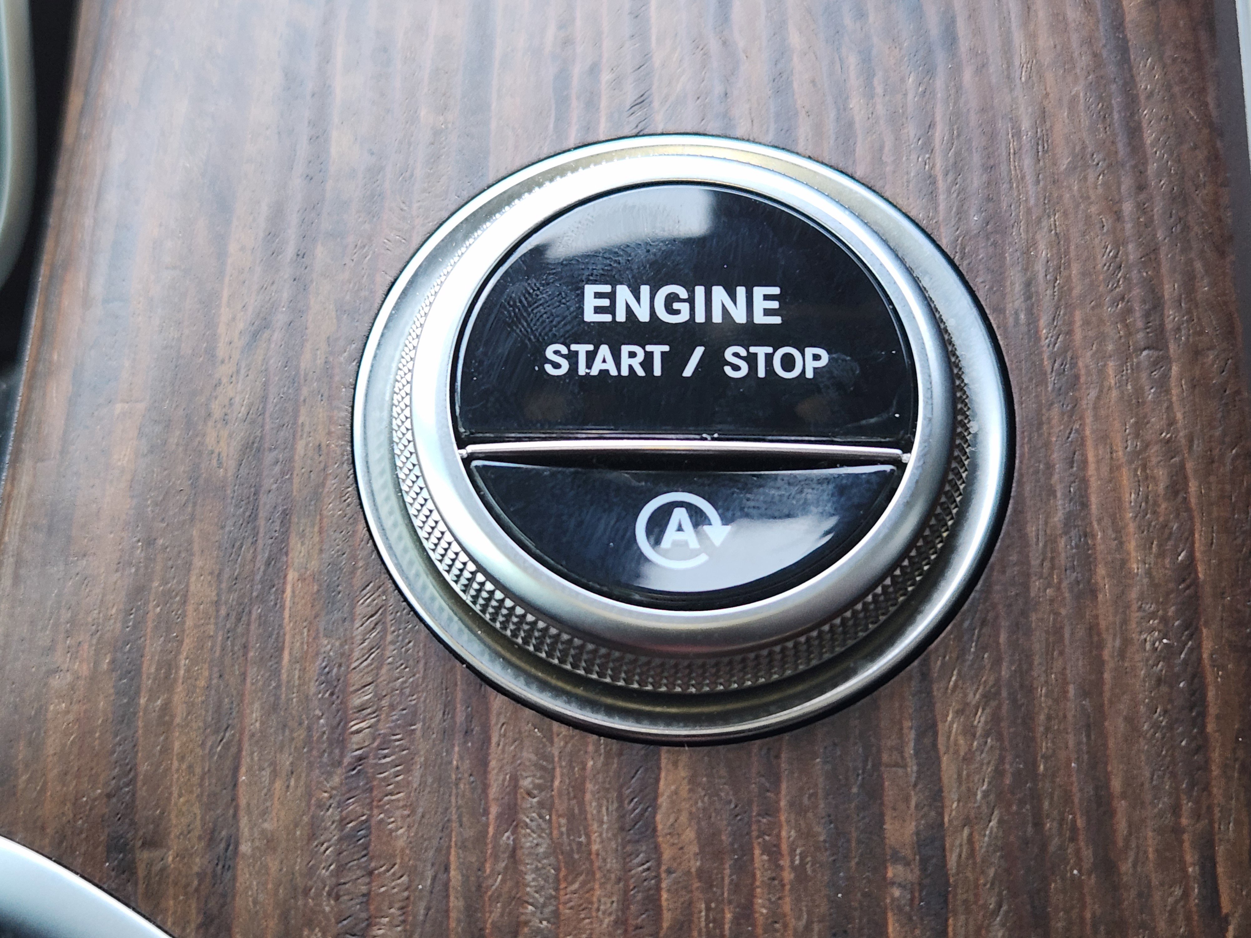 Used 2025 Mercedes-Benz GLC 300 300 image 19