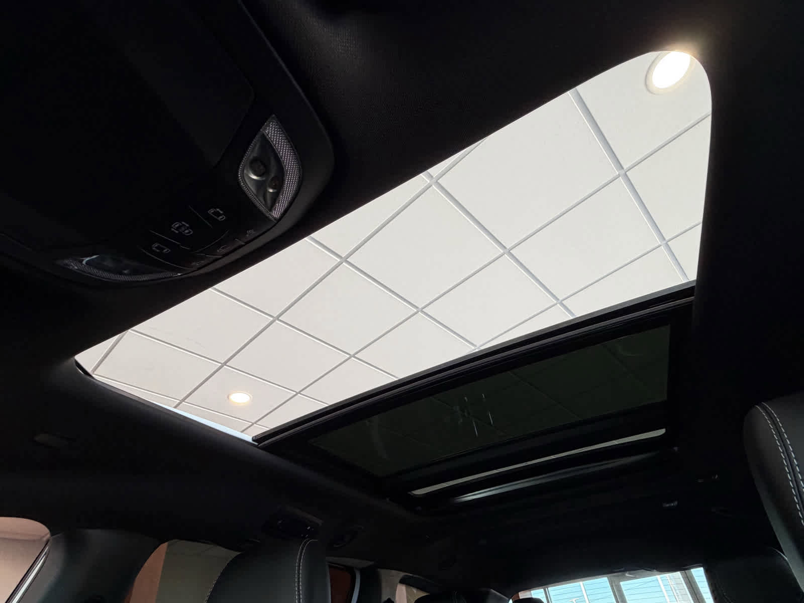 New 2026 Chrysler Pacifica Select image 23