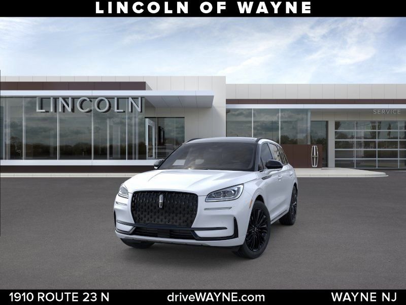 New 2025 Lincoln Corsair Reserve w/ Jet Appearance Package image 2