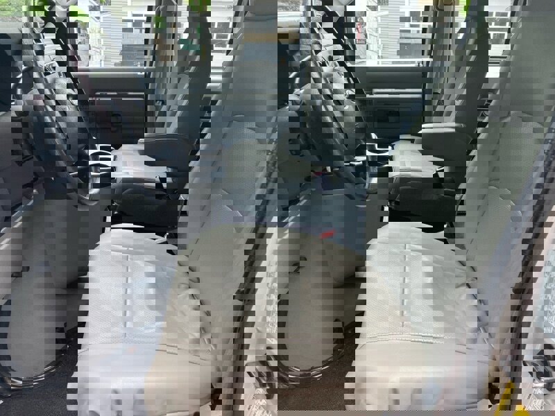 Used 2010 Ford E-350 and Econoline 350 XL image 11