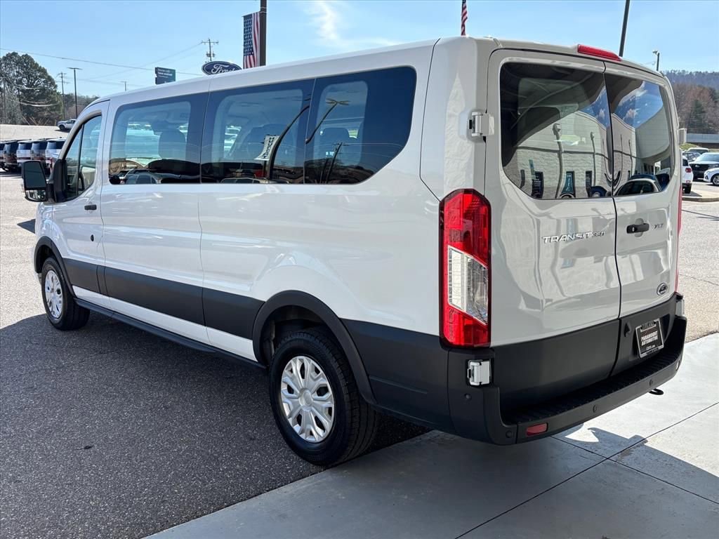 Used 2025 Ford Transit 350 XLT RWD image 2