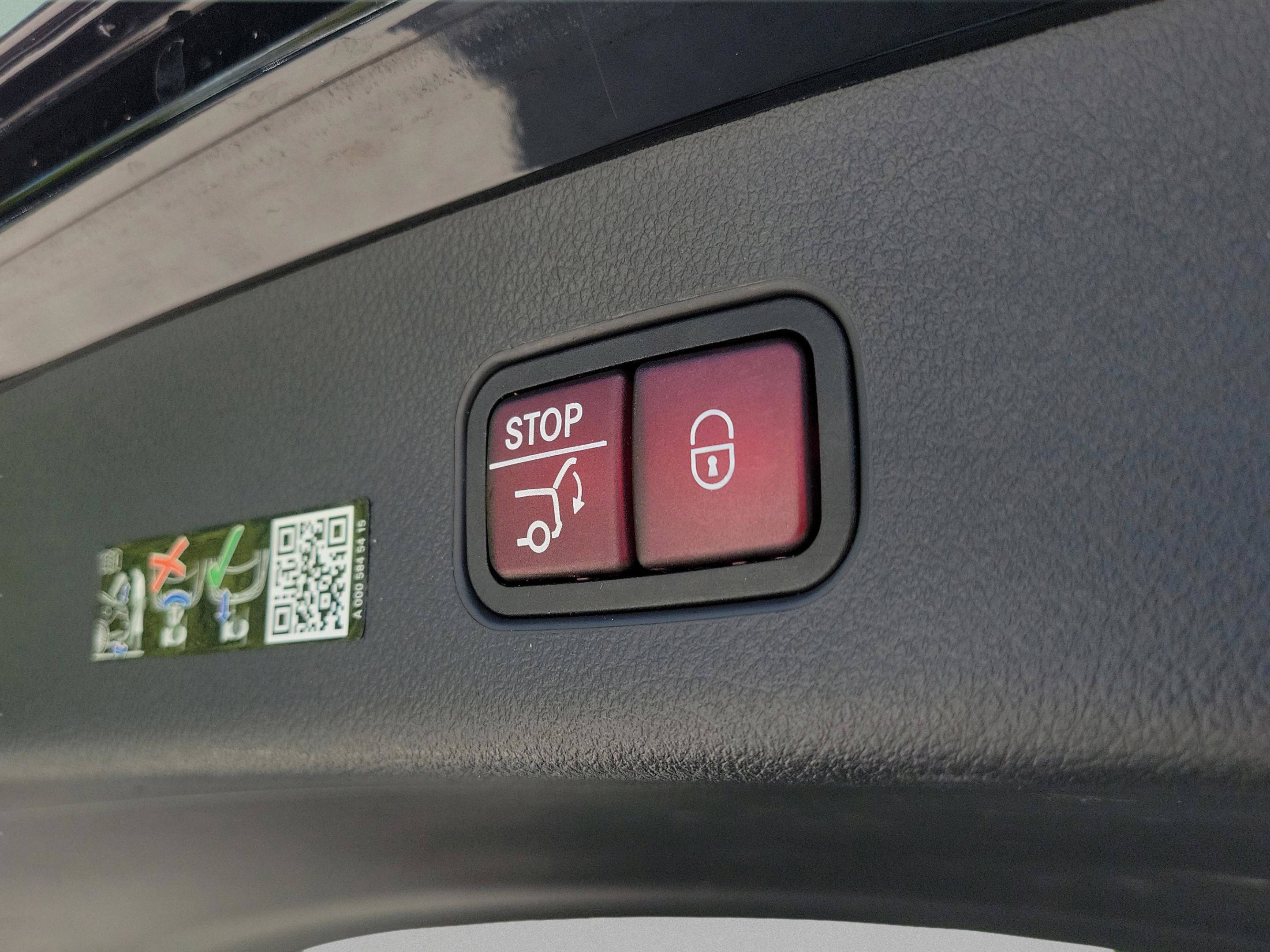 Certified 2024 Mercedes-Benz GLC 300 4MATIC image 6