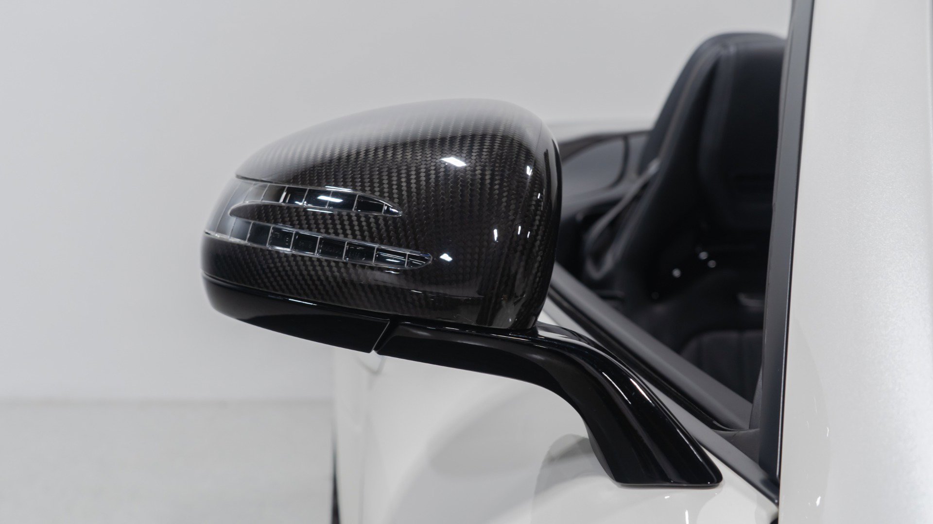 Used 2020 Mercedes-Benz AMG GT R image 24