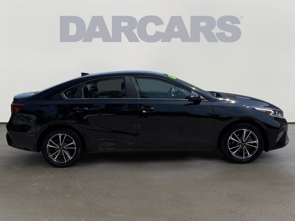 Used 2023 Kia Forte LXS FWD image 8