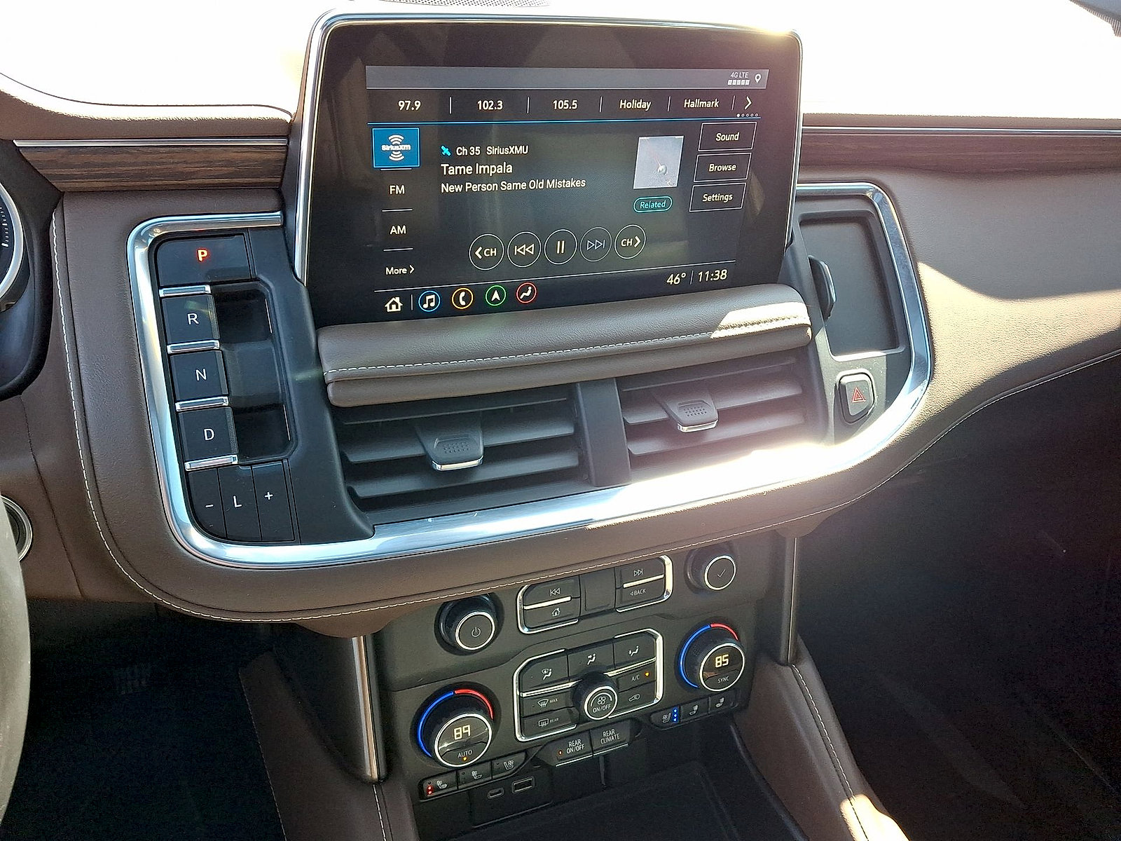 Used 2021 Chevrolet Tahoe High Country w/ Premium Package AWD/4WD image 14