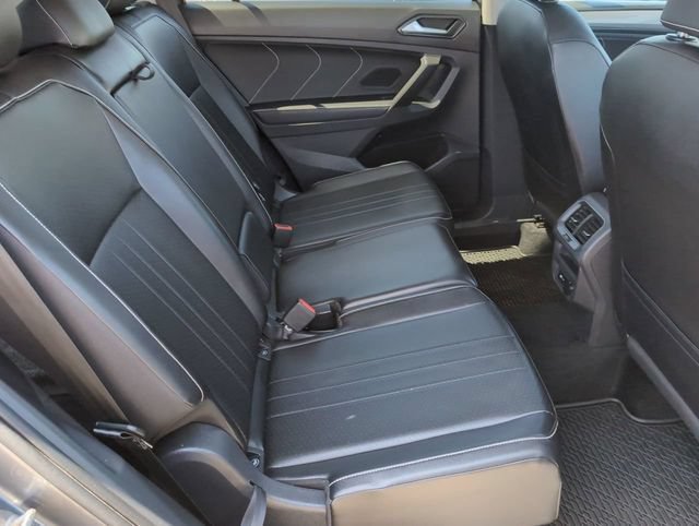 Used 2022 Volkswagen Tiguan SE FWD image 25