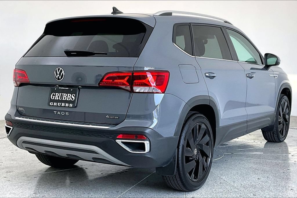 Used 2024 Volkswagen Taos SEL AWD/4WD image 14