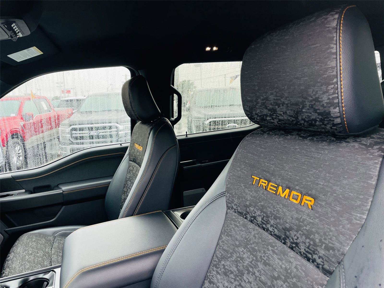 Used 2025 Ford F150 Tremor w/ Tow/Haul Package image 9