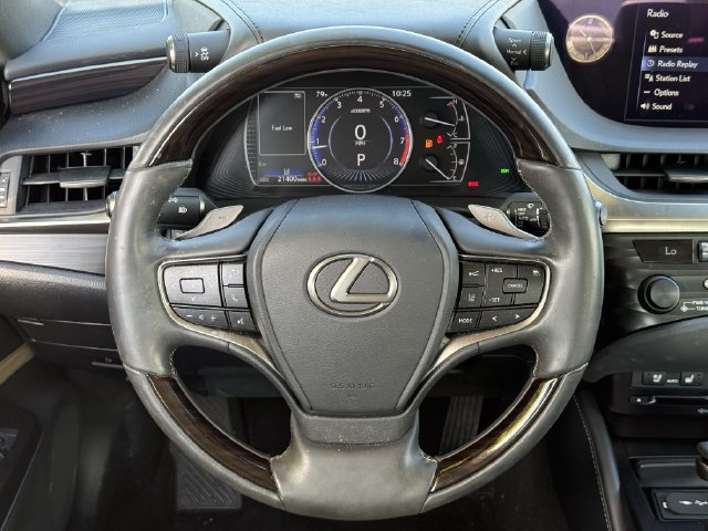 Used 2019 Lexus ES 350 w/ Premium Package FWD image 12