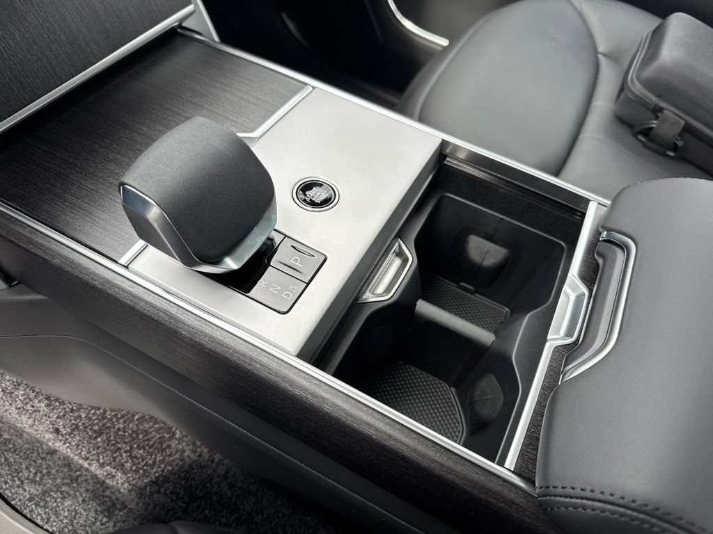 New 2026 Land Rover Range Rover SE AWD/4WD image 13