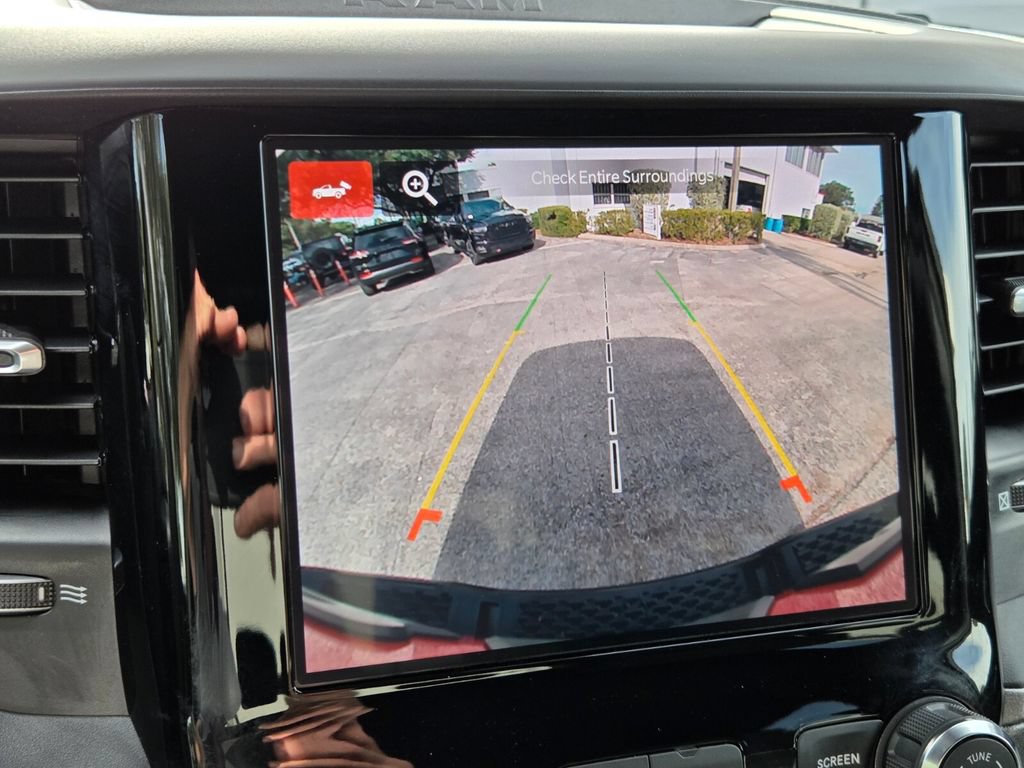 Used 2025 RAM 1500 Warlock AWD/4WD image 25