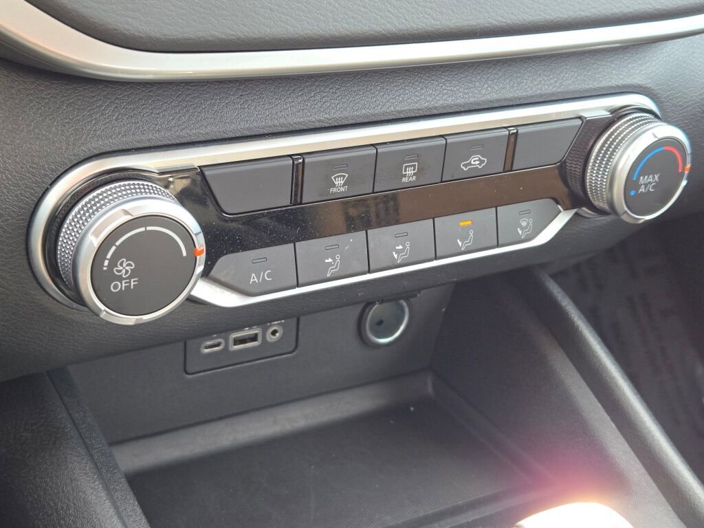 Used 2025 Nissan Altima 2.5 S FWD image 24