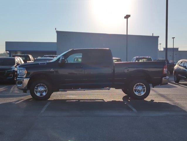 Used 2024 RAM 2500 Tradesman w/ Chrome Appearance Group image 2