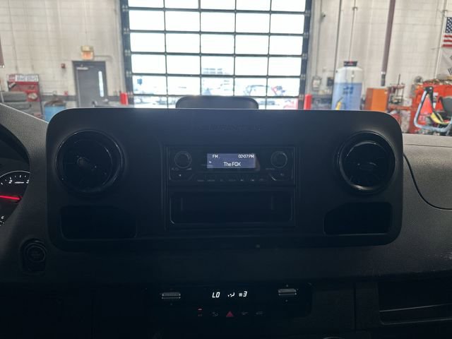 Used 2025 Mercedes-Benz Sprinter 2500 image 13