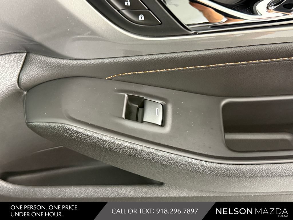 Used 2019 Chevrolet Traverse LS FWD image 43