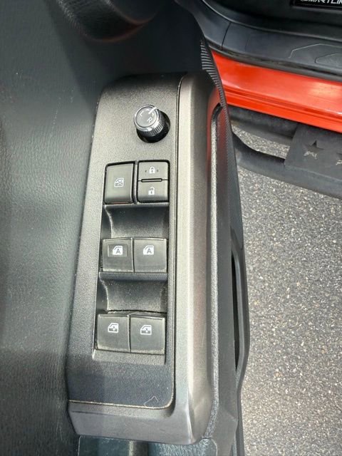 Used 2018 Toyota Tacoma TRD Off-Road image 14