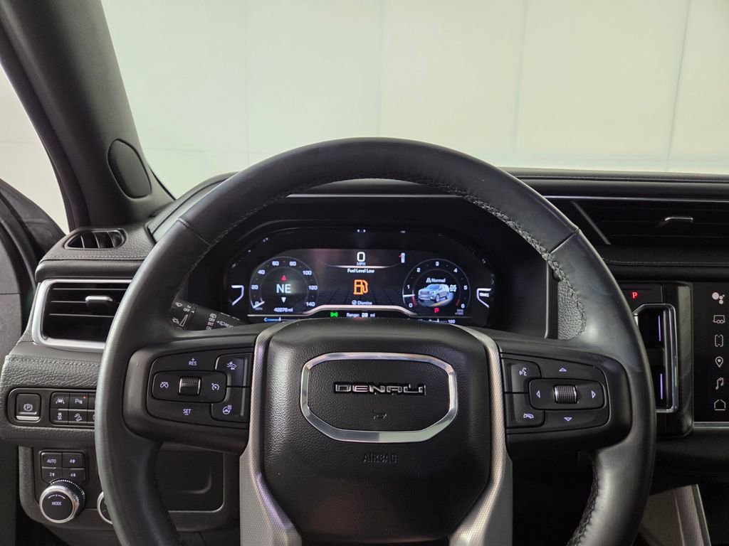 Used 2023 GMC Yukon Denali image 23