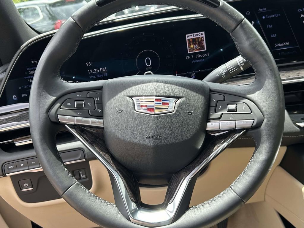 Certified 2023 Cadillac Escalade ESV Premium Luxury AWD/4WD image 23