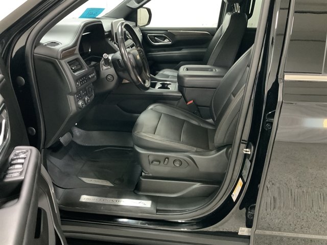 Used 2022 Chevrolet Suburban High Country w/ Max Trailering Package AWD/4WD image 14
