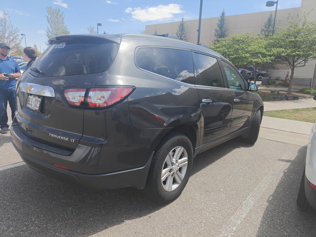 Used 2014 Chevrolet Traverse LT AWD/4WD image 3
