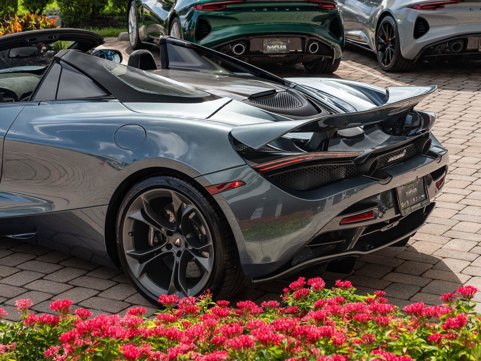 Used 2020 McLaren 720S Spider RWD image 37