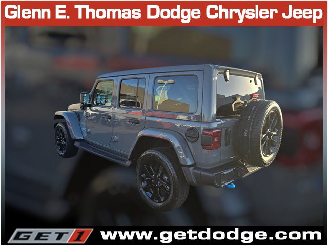 Certified 2022 Jeep Wrangler Unlimited Sahara AWD/4WD image 7
