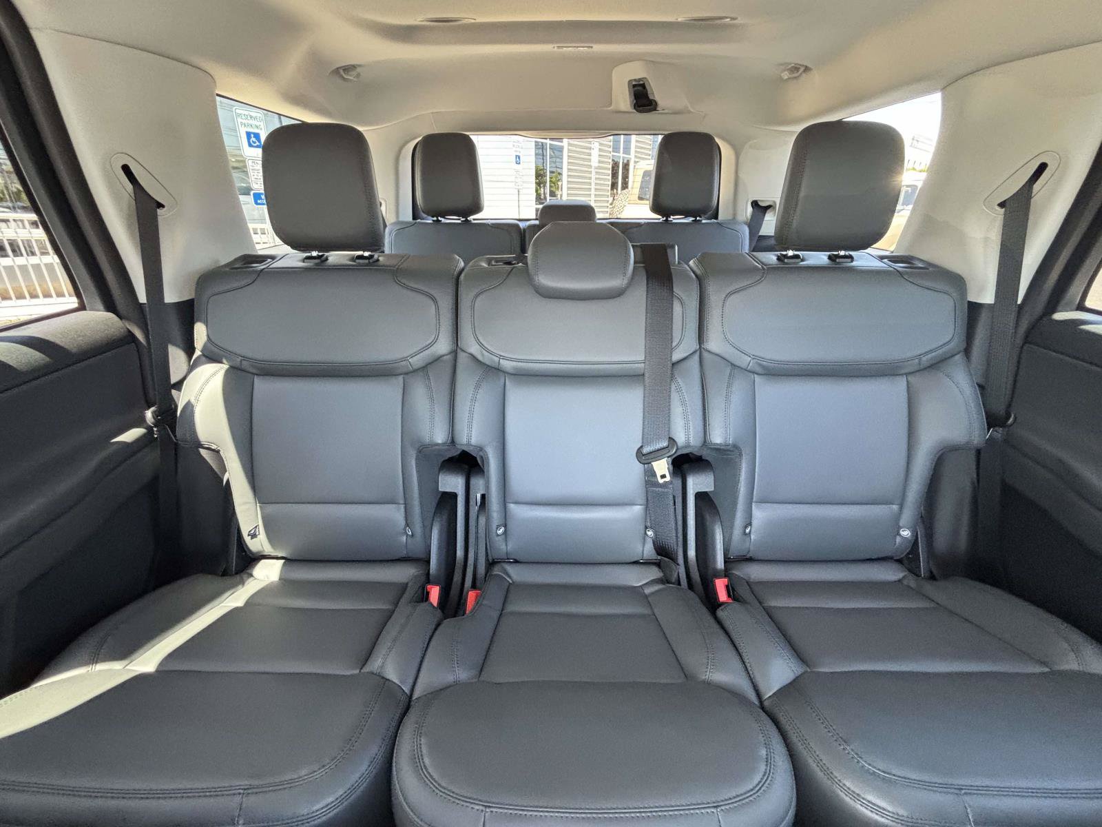New 2026 Ford Expedition Active AWD/4WD image 32