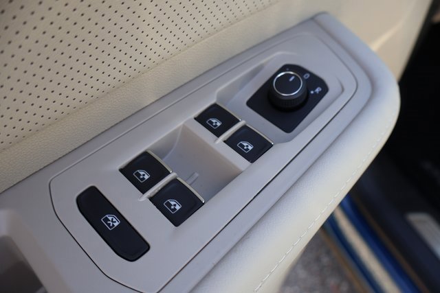 New 2026 Volkswagen Atlas SE image 11