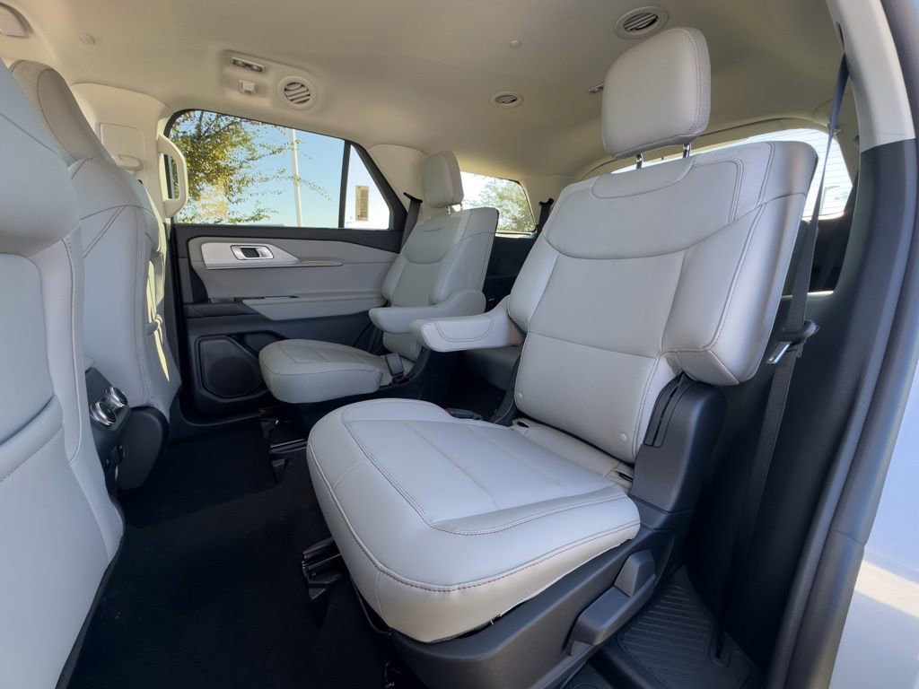 New 2026 Ford Explorer Active w/ Active Comfort Package image 59