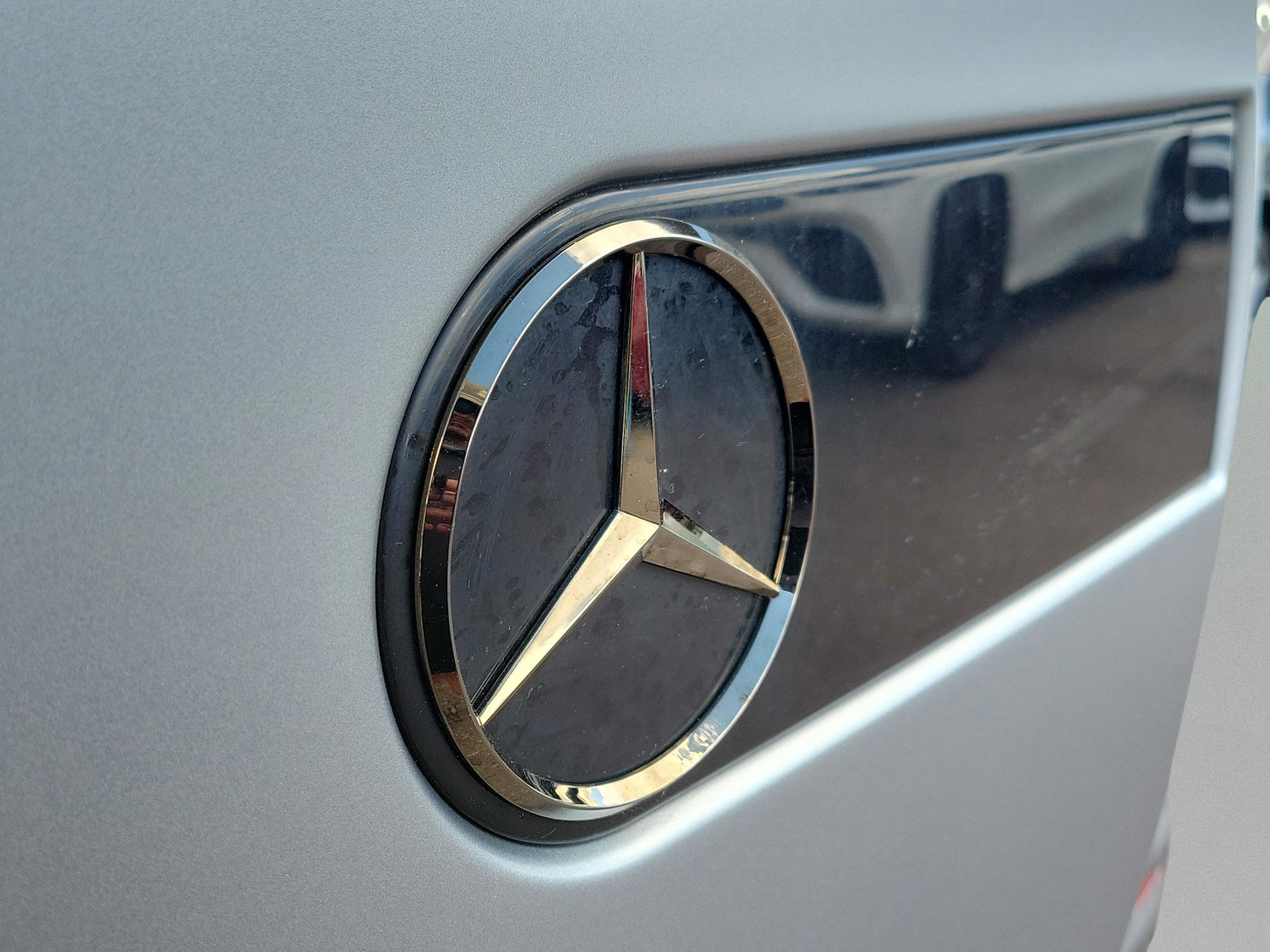 Certified 2025 Mercedes-Benz G 63 AMG 4MATIC image 29