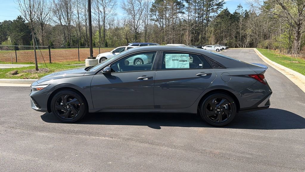 New 2026 Hyundai Elantra Sport image 8