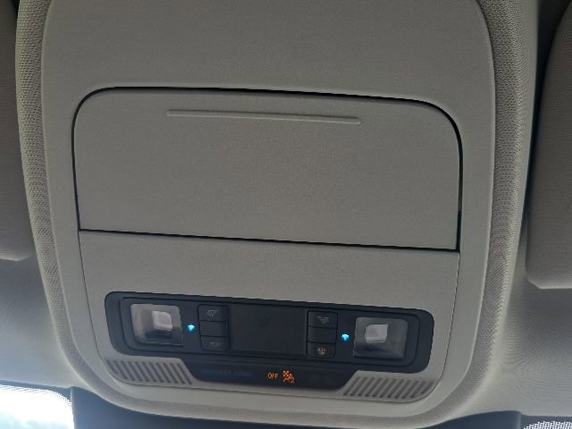 Used 2025 Ford Expedition Max Active AWD/4WD image 31