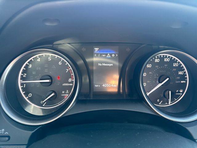 Used 2024 Toyota Camry SE image 19