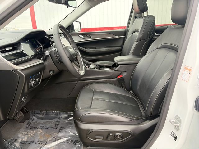 Used 2022 Jeep Grand Cherokee Limited 4xe w/ Luxury Tech Group II AWD/4WD image 23