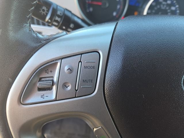 Used 2013 Hyundai Tucson Limited w/ Premium Pkg image 20