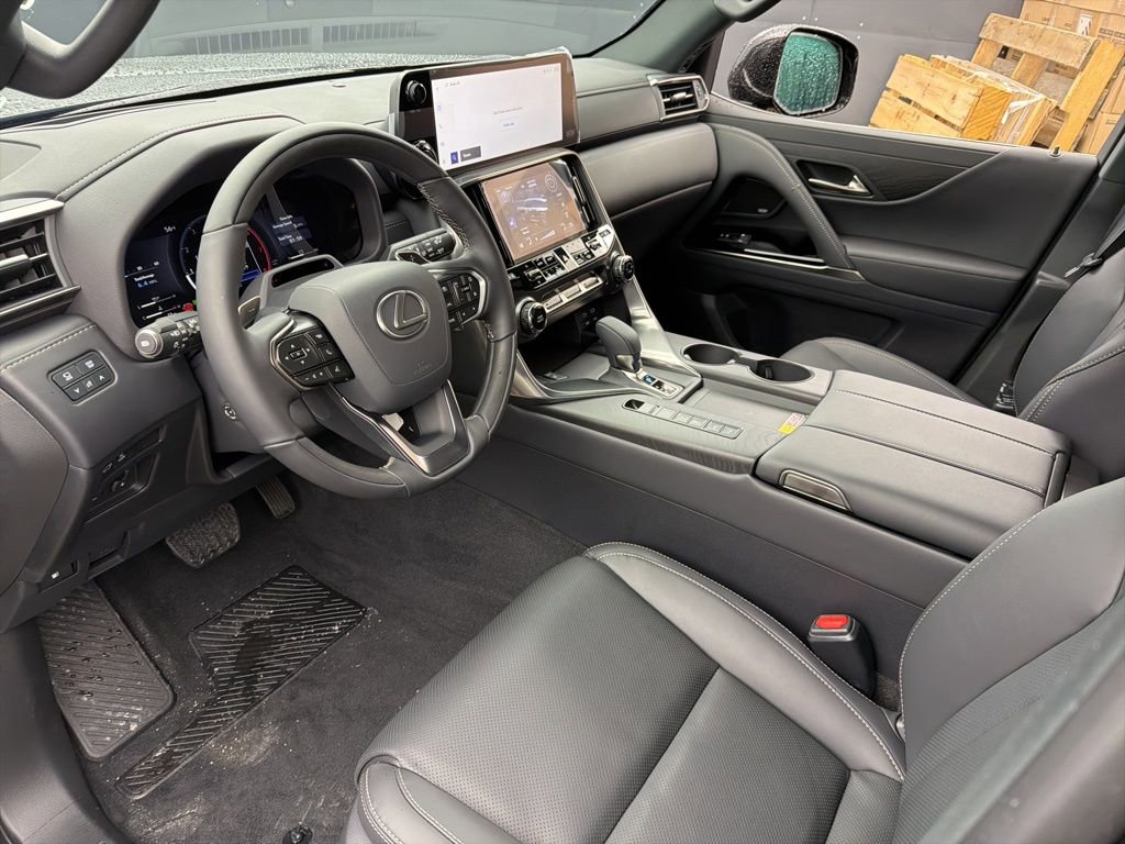 New 2026 Lexus LX 700h Luxury image 9