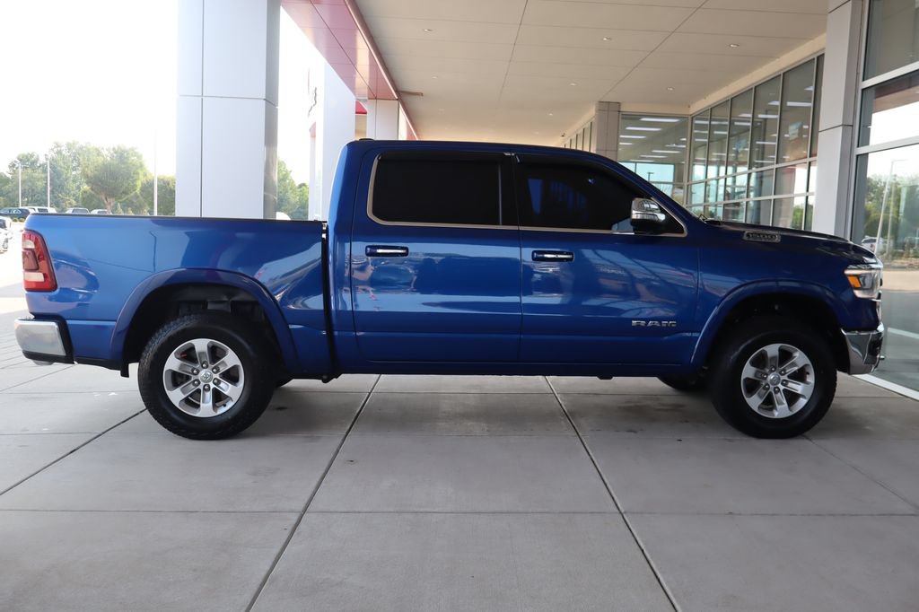 Used 2019 RAM 1500 Laramie AWD/4WD image 10