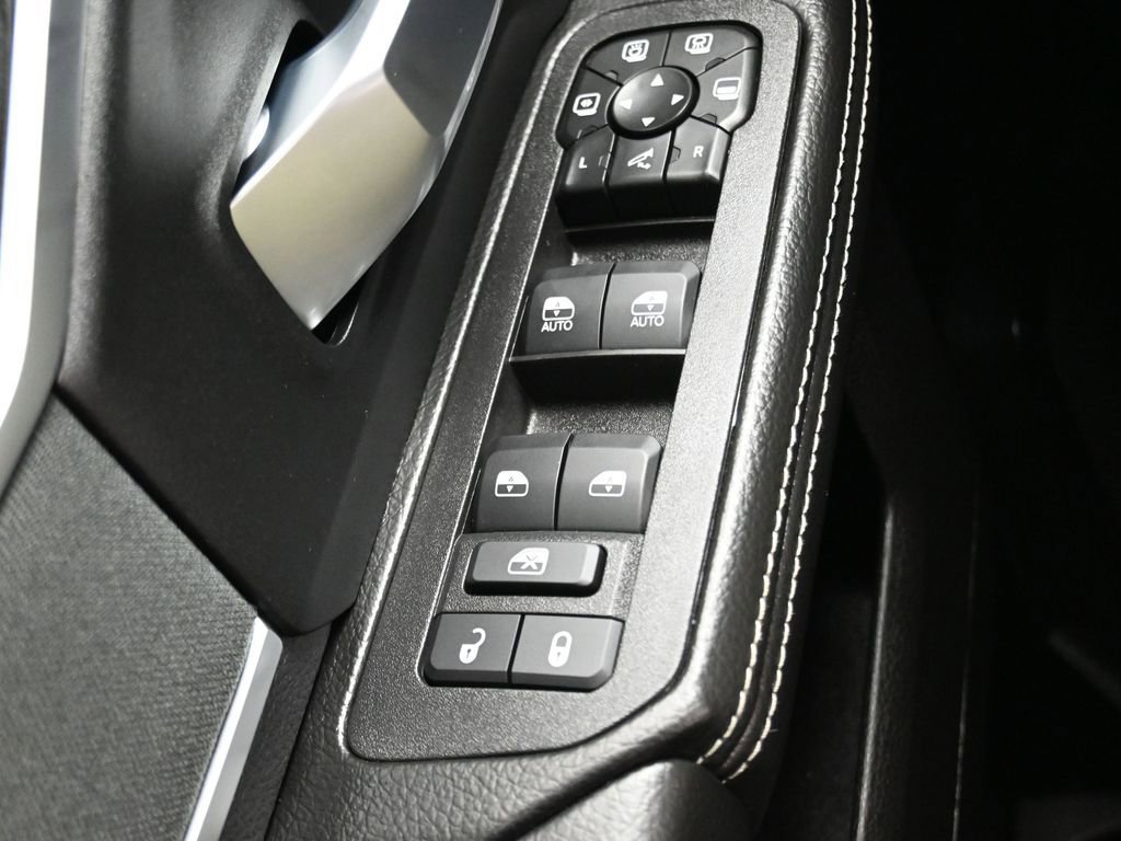 New 2026 RAM 3500 Big Horn AWD/4WD image 22