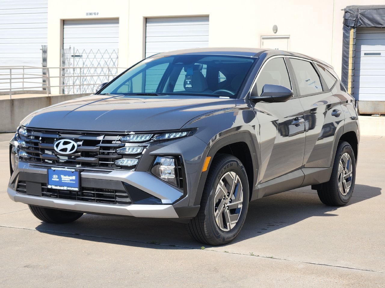 New 2026 Hyundai Tucson Blue SE AWD/4WD image 2