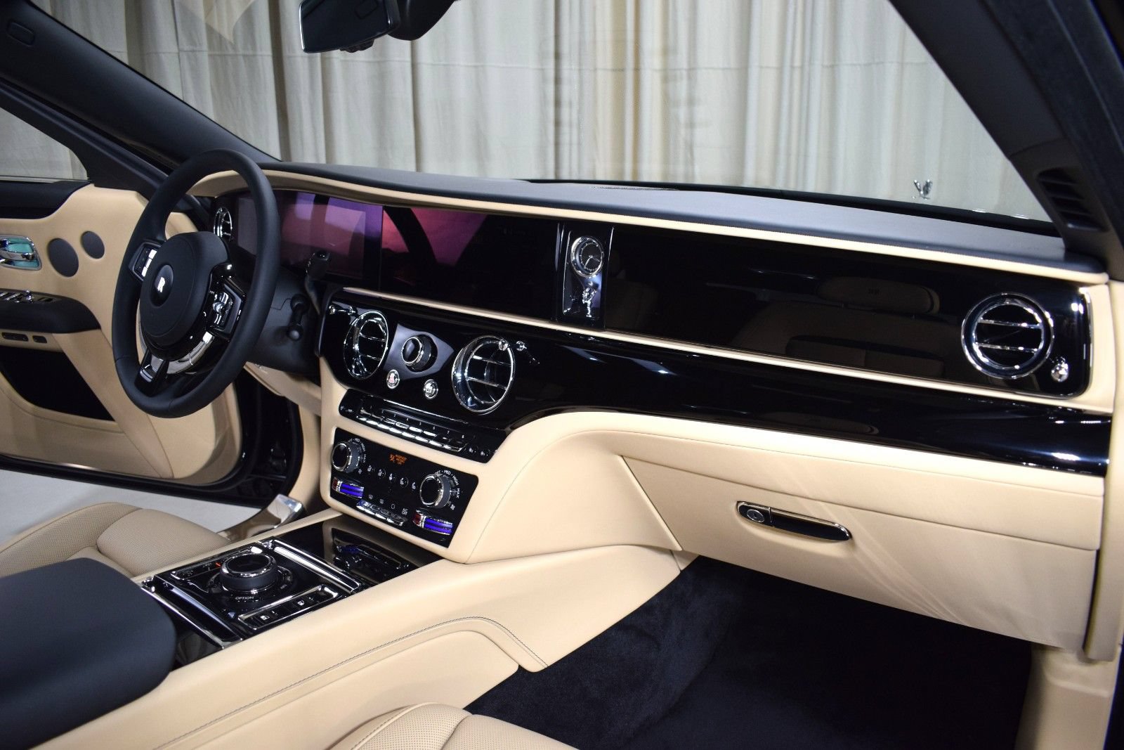 New 2026 Rolls-Royce Ghost AWD/4WD image 26