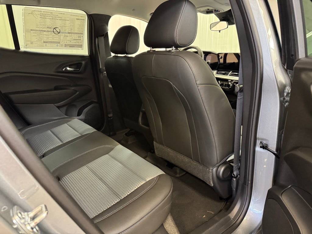 New 2026 Chevrolet Trax LT w/ Driver Confidence Package image 24