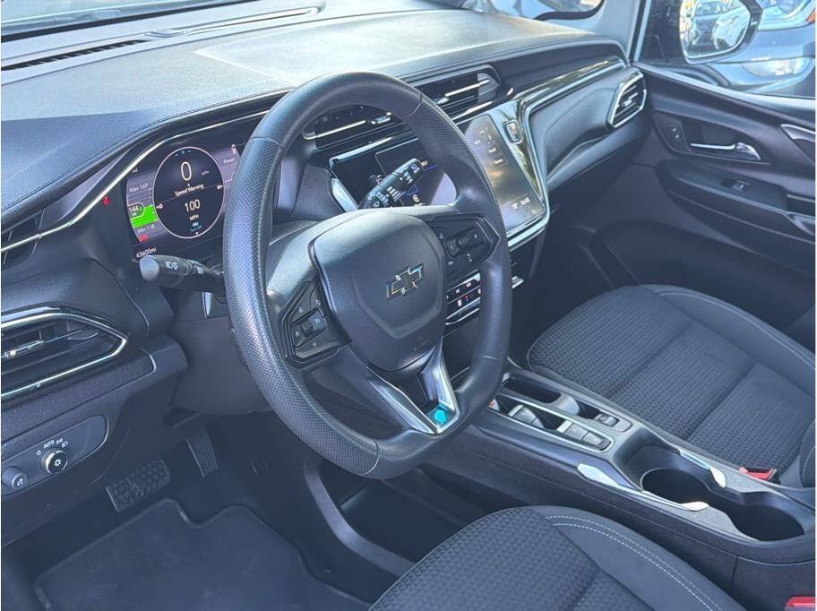 Used 2023 Chevrolet Bolt LT w/ Driver Confidence Package FWD image 8