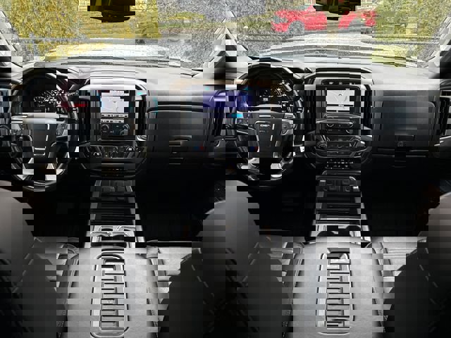 Used 2018 GMC Sierra 3500 Denali w/ Duramax Plus Package image 16