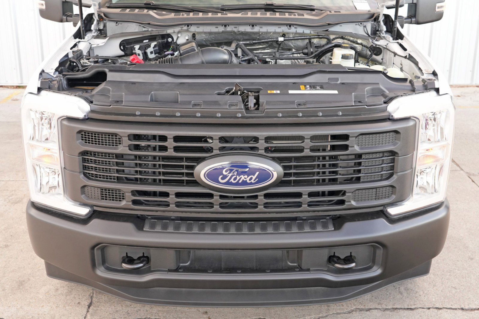 Used 2025 Ford F350 XL w/ XL Driver Assist Package image 8